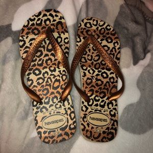 Havaianas Flip Flops Brown Cheetah Print